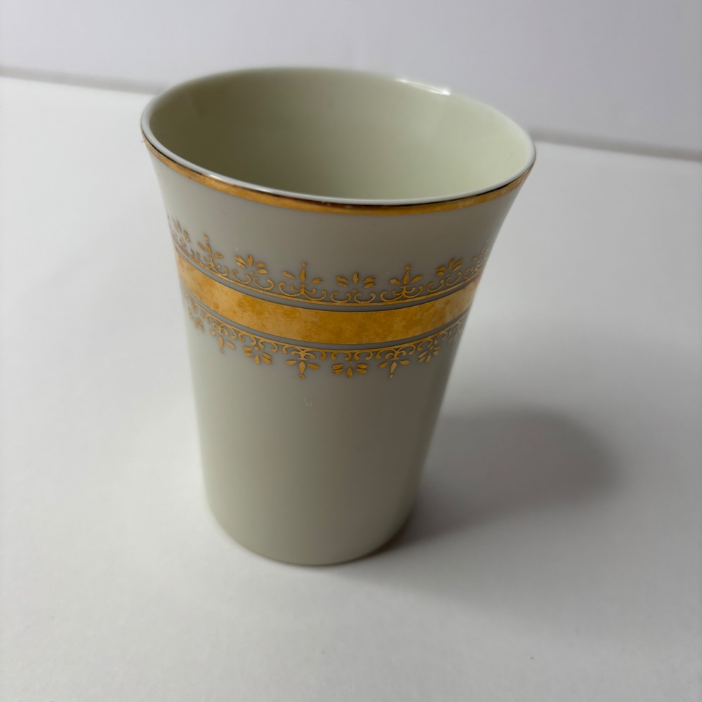 Vintage Hollywood Regency Style Ceramic Vanity Cup Gold Filigree Band 4" Glam